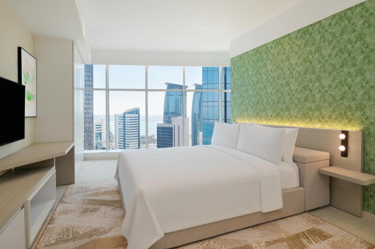 Element By Westin West Bay Doha Hotell Exteriör bild
