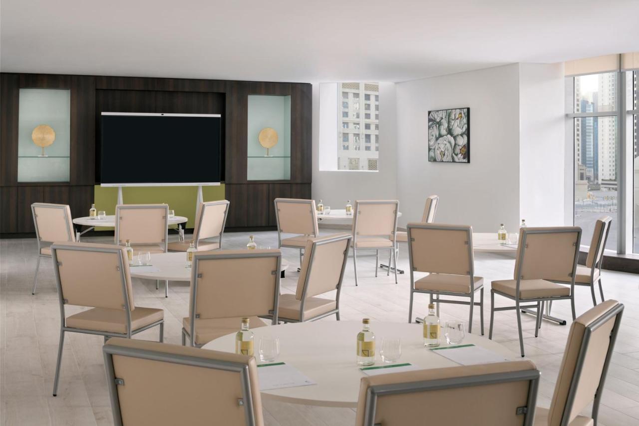 Element By Westin West Bay Doha Hotell Exteriör bild The 3D rendering of a meeting room