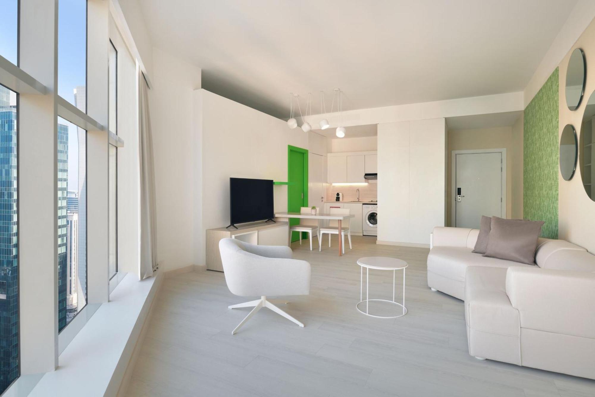 Element By Westin West Bay Doha Hotell Exteriör bild Interior of a typical apartment