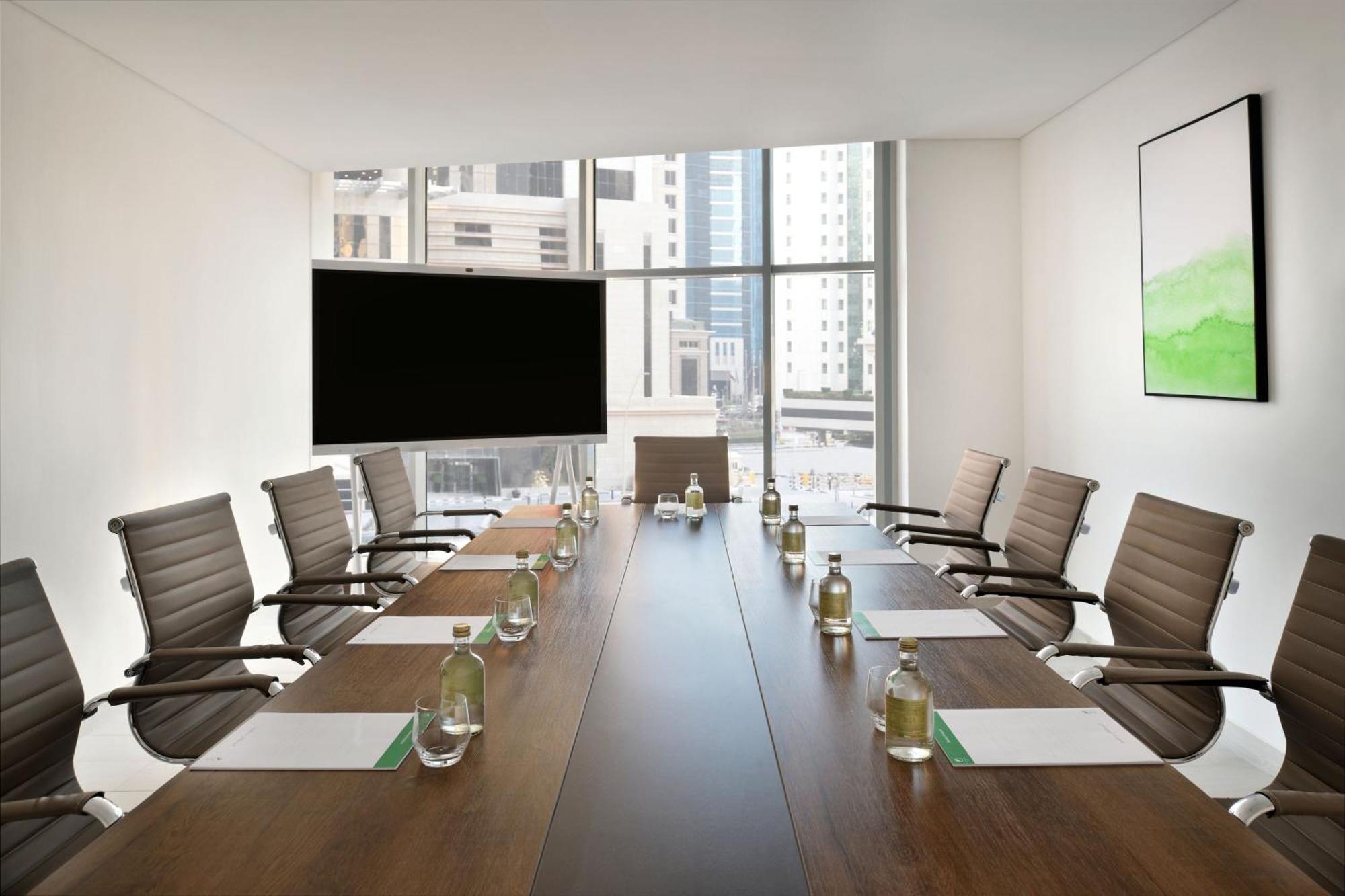 Element By Westin West Bay Doha Hotell Exteriör bild Meeting room