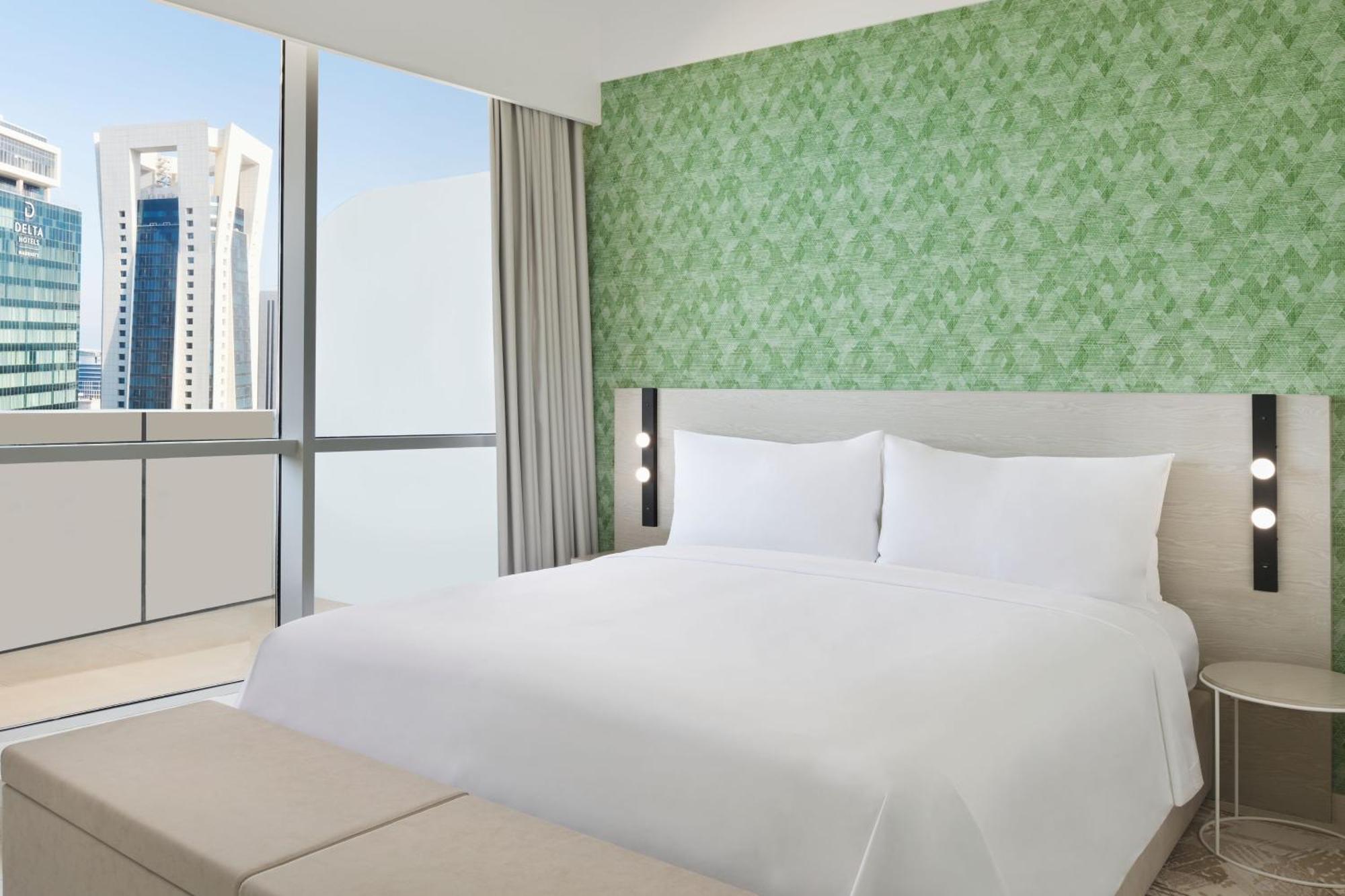 Element By Westin West Bay Doha Hotell Exteriör bild A bedroom at the hotel